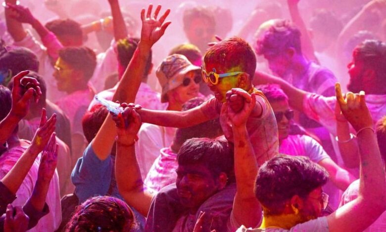 Ahead of Holi, understanding the impact of colours on skin health