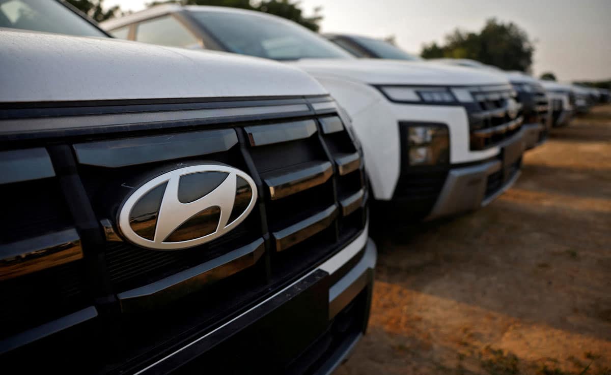 Hyundai Motor India Debuts in NIFTY & BSE Indices!