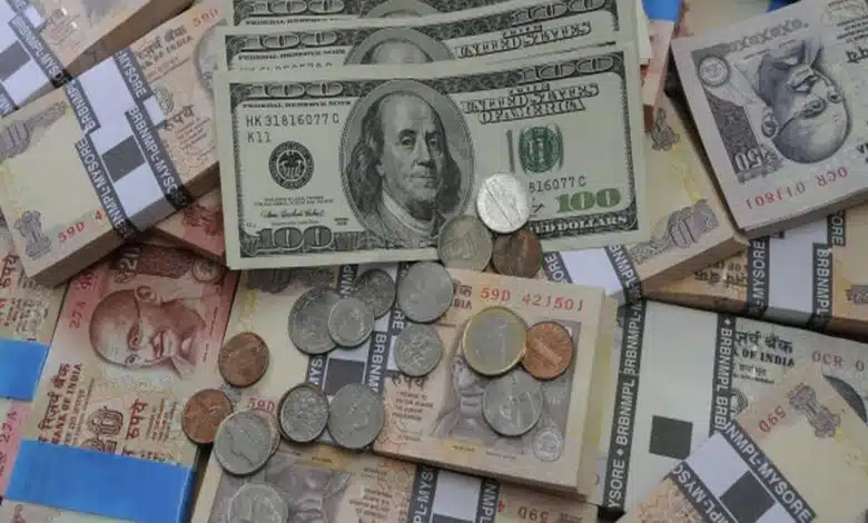 According to RBI, India's foreign exchange reserves increased to $654.271 billion