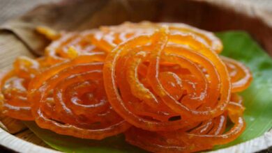 Jalebi: Crispy and Juicy Jalebi at Home
