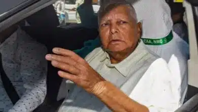 Lalu Yadav reached ED office, RJD workers protested in Patna