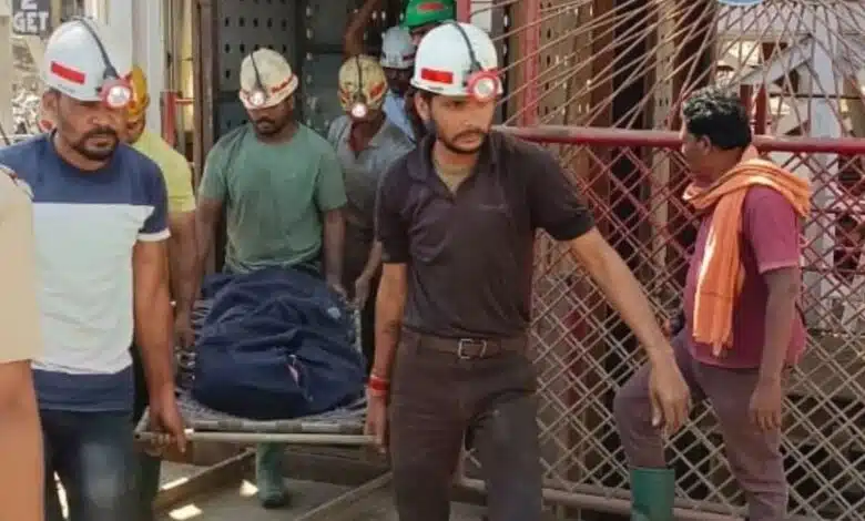 2 workers killed, 1 injured due to slab collapse in MOIL's Chikhla mine in Maharashtra