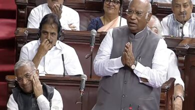 Mallikarjun Kharge's statement caused a ruckus, he clarified by apologizing in Rajya Sabha