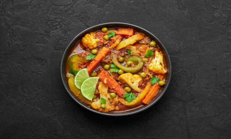 Delicious and Nutritious Mixed Vegetable Curry
