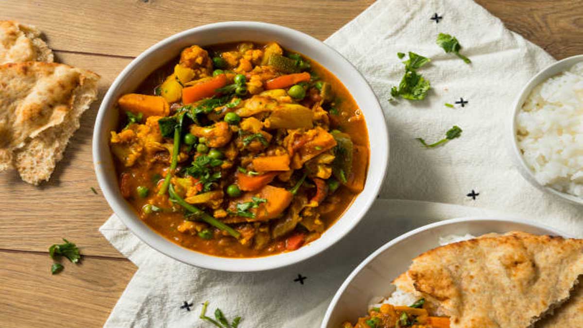 Delicious and Nutritious Mixed Vegetable Curry
