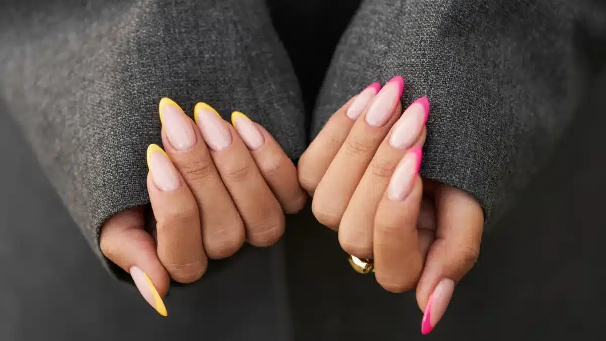 Nail extensions Know the pros and cons first and then get them applied!