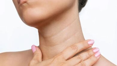 Want to prevent neck wrinkles? Follow these 5 daily tips before the age of 40