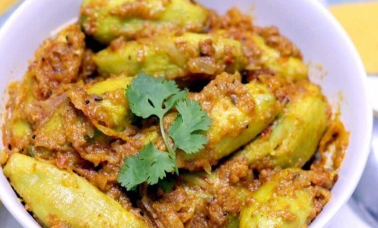 Delicious Parwal (Pointed Gourd) Curry
