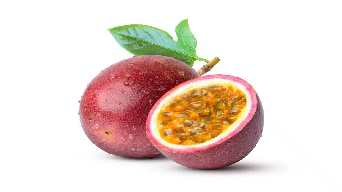 Health Benefits and Effects of Eating Passion Fruit