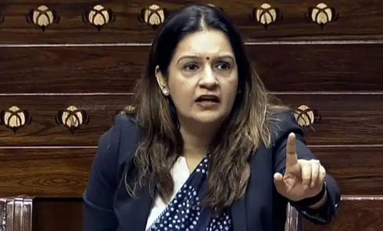 "Rahul Gandhi has the right to speak" - Priyanka Chaturvedi cornered BJP