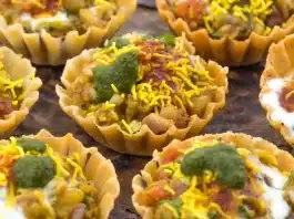 Saharanpuri chaat with special spices and strong taste!