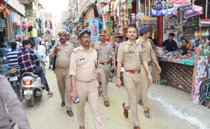 In Sambhal, SP did foot patrolling to maintain law and order