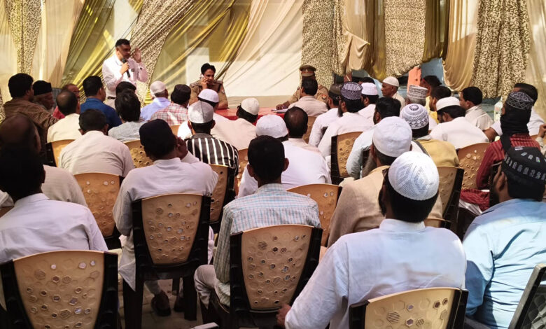 Important meeting regarding peace and law and order at Hayat Nagar police station in Sambhal