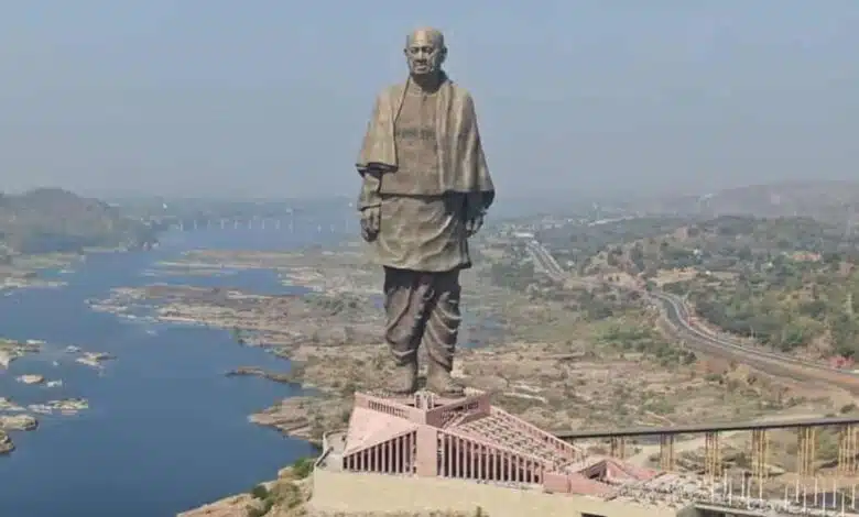 Sculptor Ram Sutar, who designed the Statue of Unity, will receive Maharashtra Bhushan