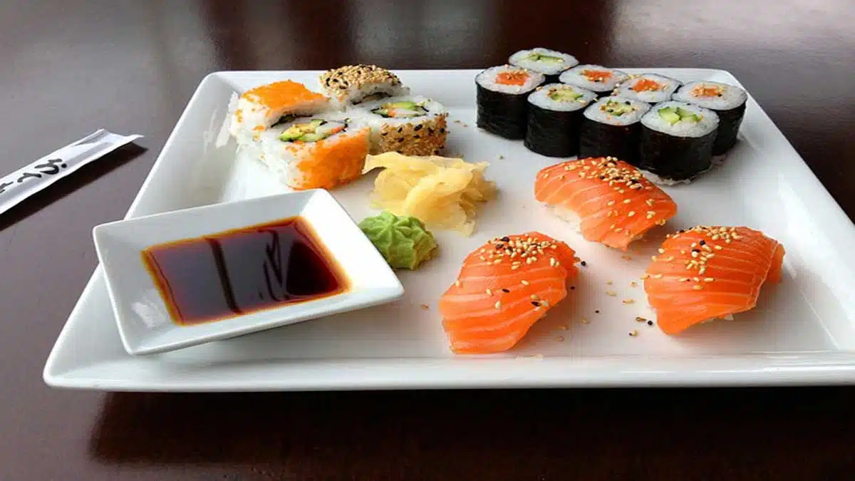 Sushi: History, Types, and Complete Method