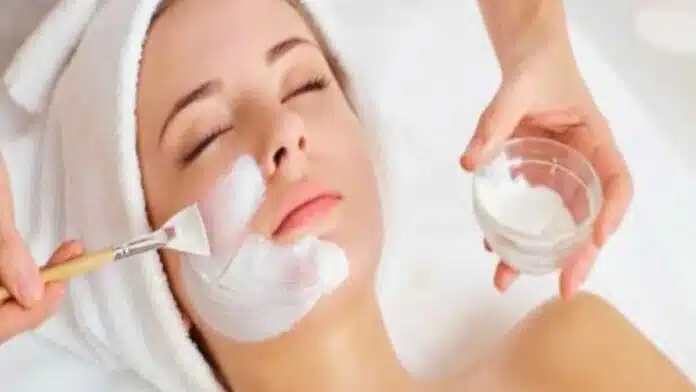 Use Curd in facial like this, know how!
