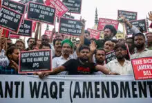 AIMPLB protests against Wakf Amendment Bill in Patna, Lalu and Tejashwi extend support