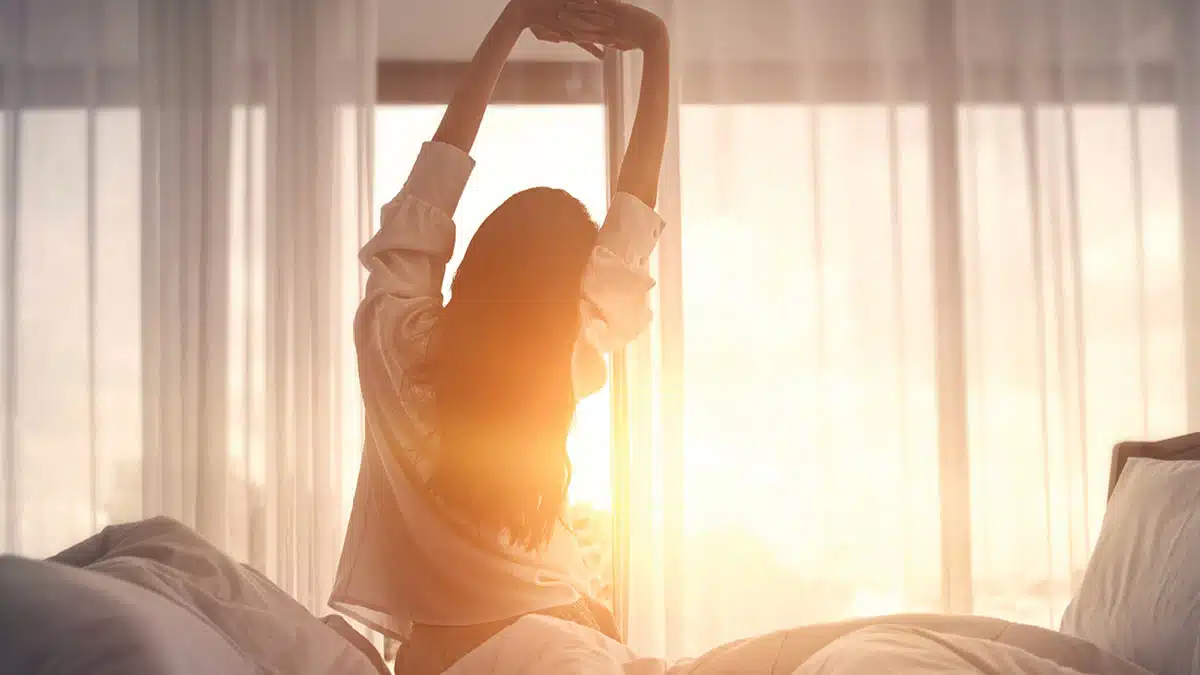 Benefits of Waking Up Early and How to Incorporate It into Your Daily Routine