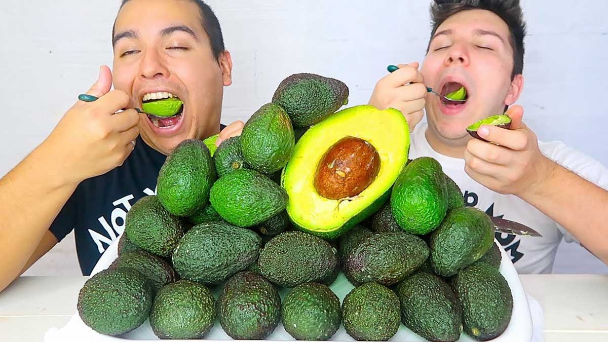 Amazing Health Benefits of Eating Avocado