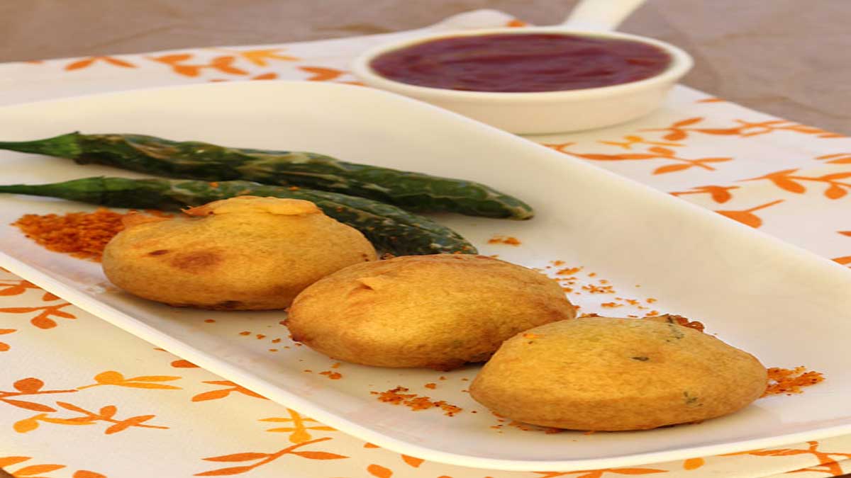 batata vada 1 Batata Vada: Mumbai's