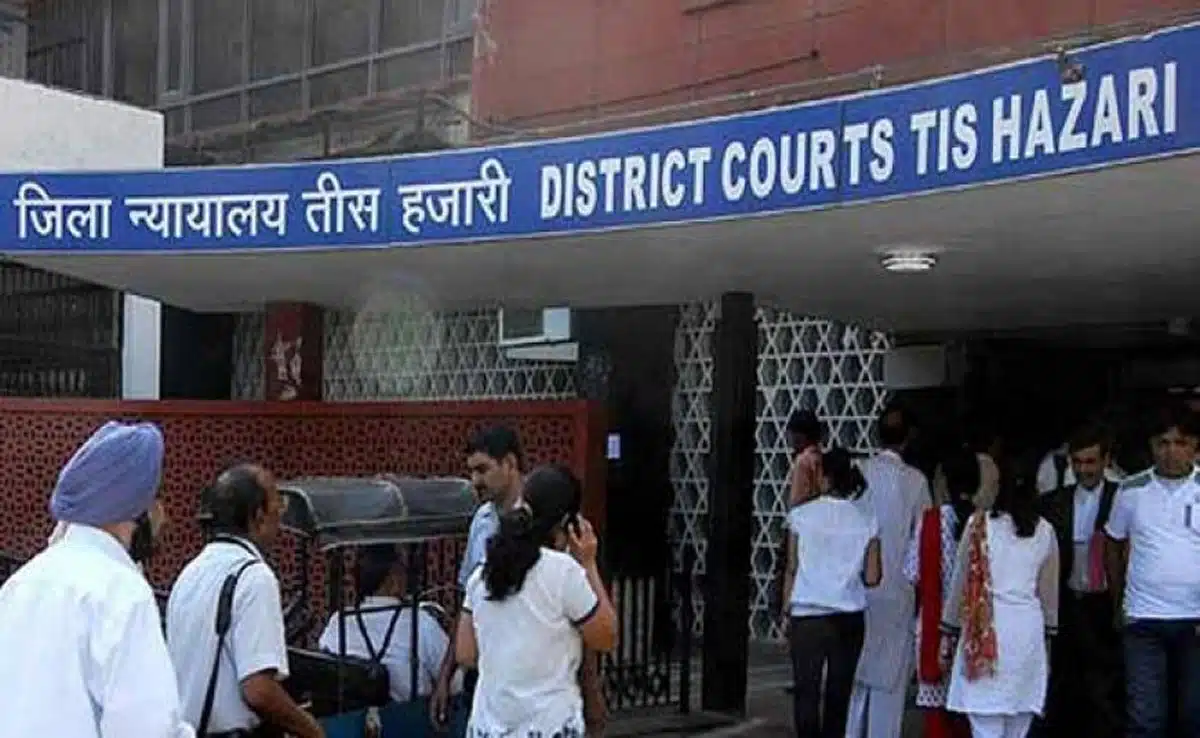 Delhi: Man caught smoking cigarette on video call, court seeks answer