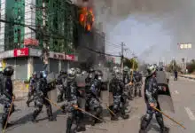 Nepal: Curfew lifted after violent clashes between monarchy supporters, more than 100 people arrested