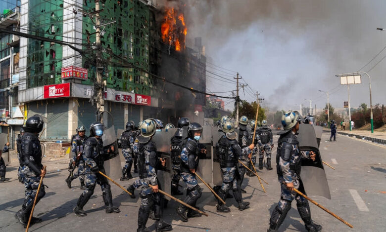 Nepal: Curfew lifted after violent clashes between monarchy supporters, more than 100 people arrested