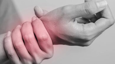 How does diabetes weaken your bones and joints?