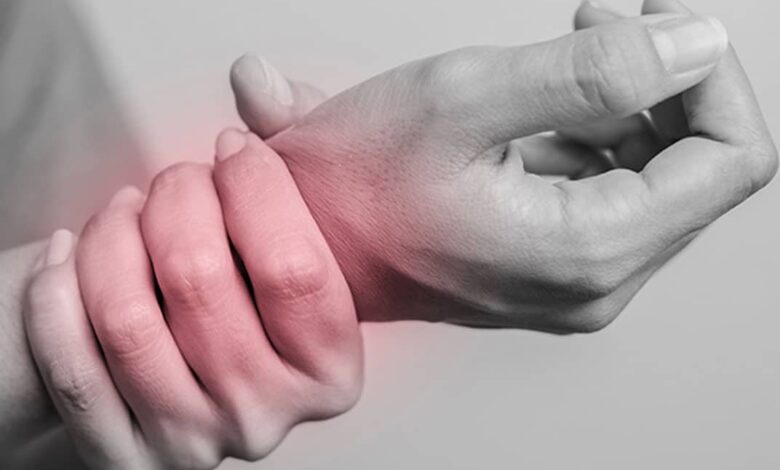 How does diabetes weaken your bones and joints?
