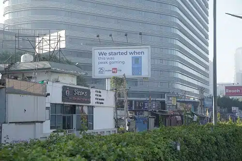 Xperia Group Executes MakeMyTrip’s Iconic 25 Year Anniversary Billboard Campaign