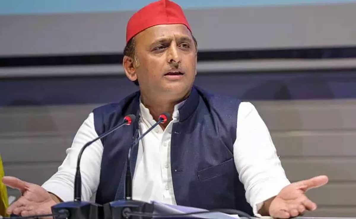 Akhilesh Yadav's allegation: BJP has become a 'land mafia party', called Gorakhpur-Ayodhya a centre