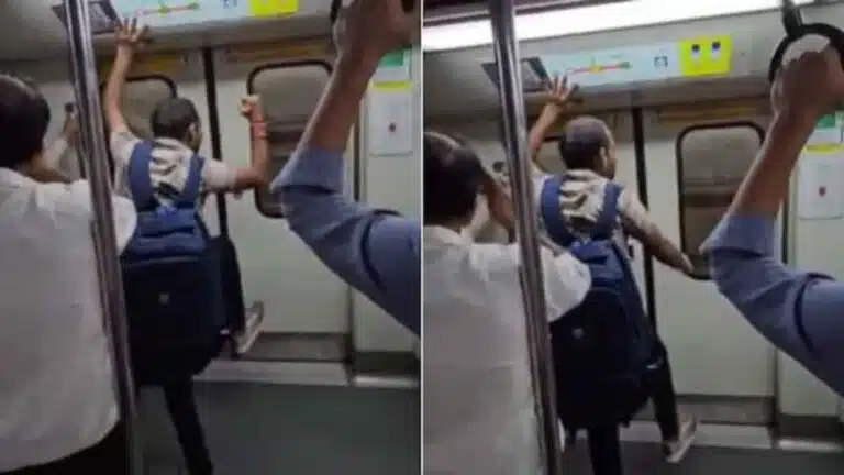Delhi Metro में इयरफोन लगाकर शख्स का जबरदस्त डांस!