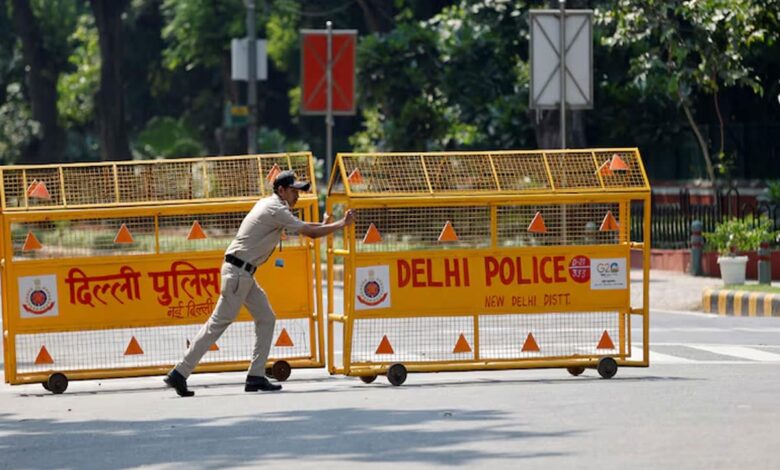 Barricades removed outside Pakistan High Commission in Delhi after Pahalgam terror attack, protests begin