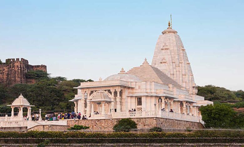 Birla Mandir: Modern Grandeur