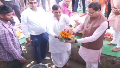 CM Dhami laid the foundation stone of multi-storey parking and office building in Rishikesh