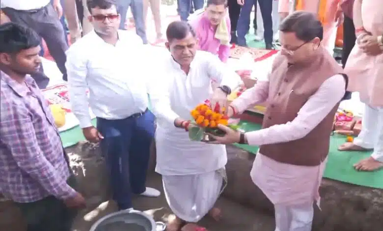 CM Dhami laid the foundation stone of multi-storey parking and office building in Rishikesh
