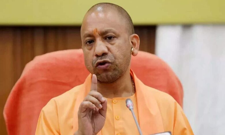 The accused who threatened to blow up CM Yogi with a bomb has been arrested