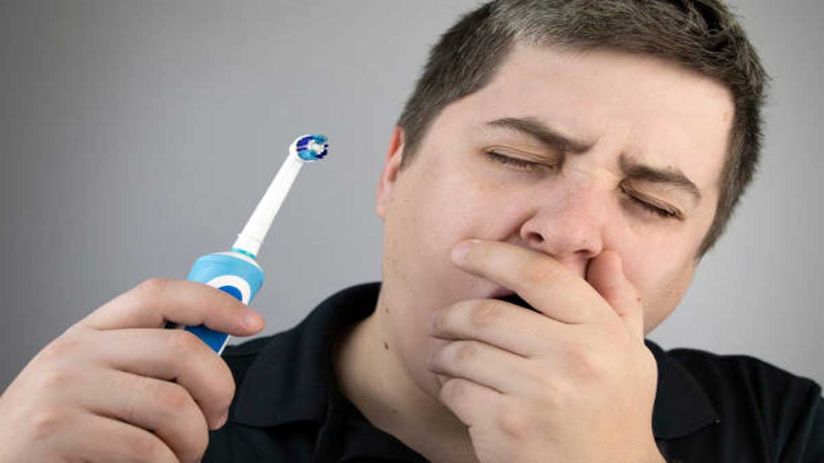 Chronic Fatigue Syndrome (CFS): Causes, Symptoms