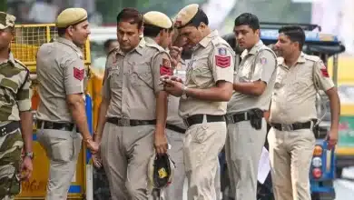 Delhi Mother shot, still saved