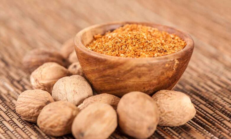 Eat Nutmeg in summer Know its benefits and disadvantages!