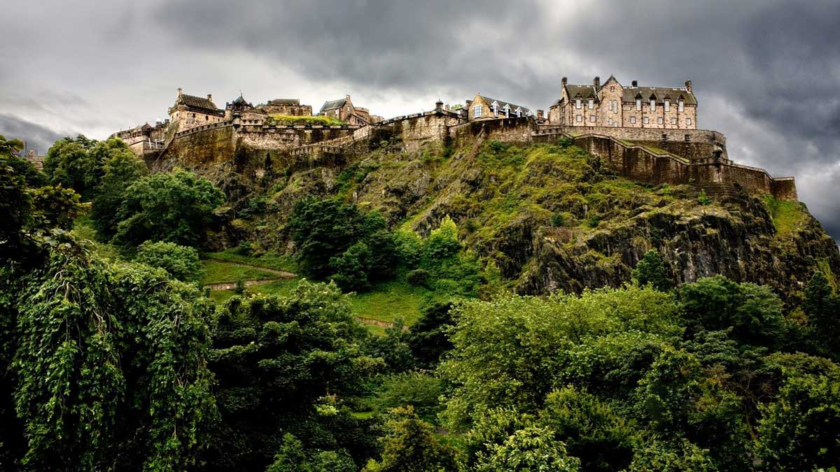 Edinburgh Castle: Scotland's Historic and Cultural Heritage