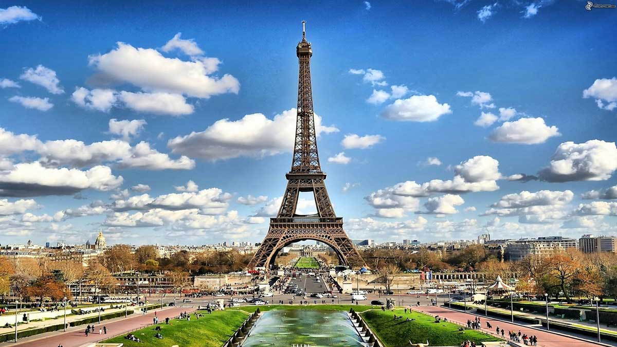 Eiffel Tower Eiffel Tower: A Timeless Monument of Paris