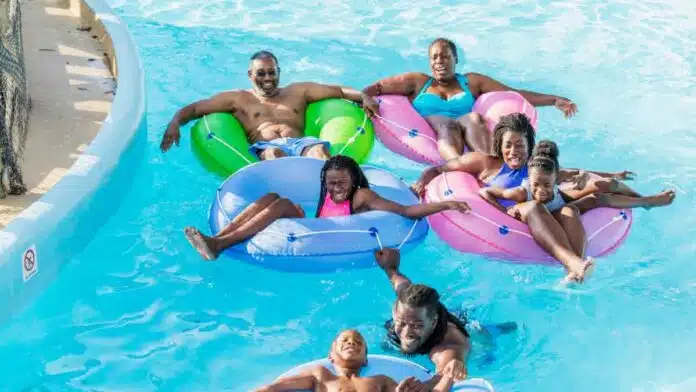 Going to a water park with kids Take these 8 precautions!