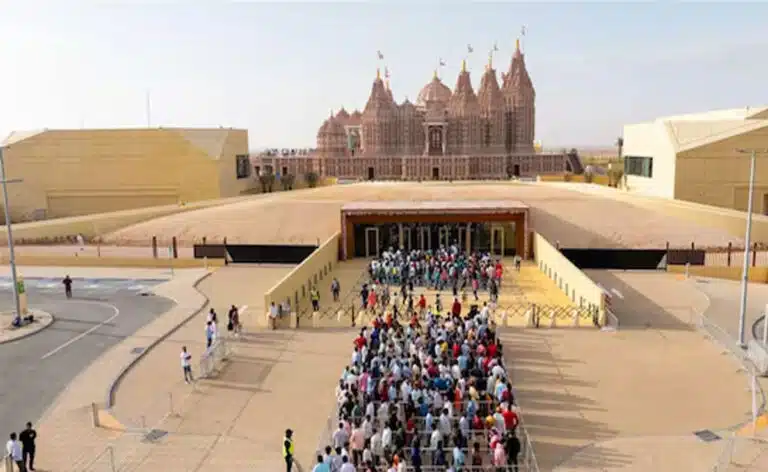 Abu Dhabi के हिंदू मंदिर में भव्य तरीके से मनाया गया राम नवमी का जश्न