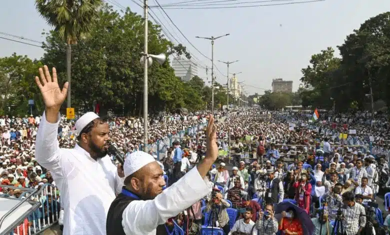 Massive protests in Kolkata and Chennai after Waqf bill passed by Parliament