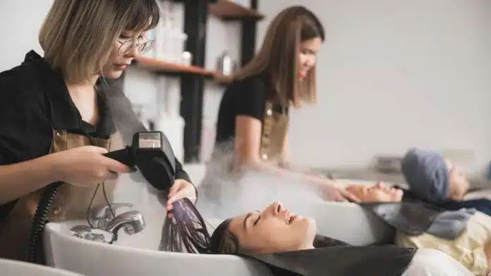 Know these important things before hair spa in summer!