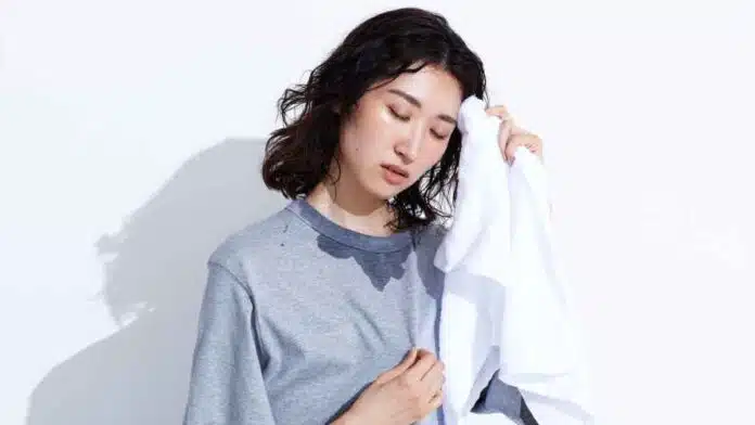 Embarrassed by sweating? Follow these tips in summer!