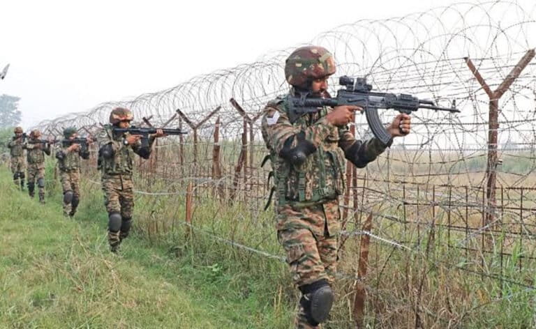 Pakistan ने लगातार तीसरी रात एलओसी पर संघर्ष विराम का उल्लंघन किया, भारतीय सेना ने जवाबी कार्रवाई की