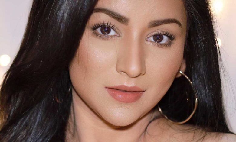 Makeup Tips: A Complete Guide to Enhancing