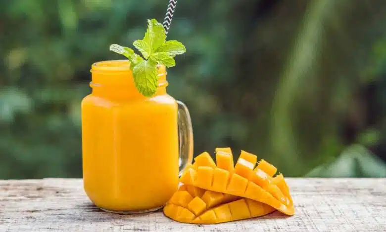 Mango Shake in Summer: Benefits, Side Effects and Precautions